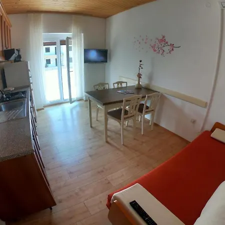 Apartman With Parking Space - Diklo, - 20896 Zára